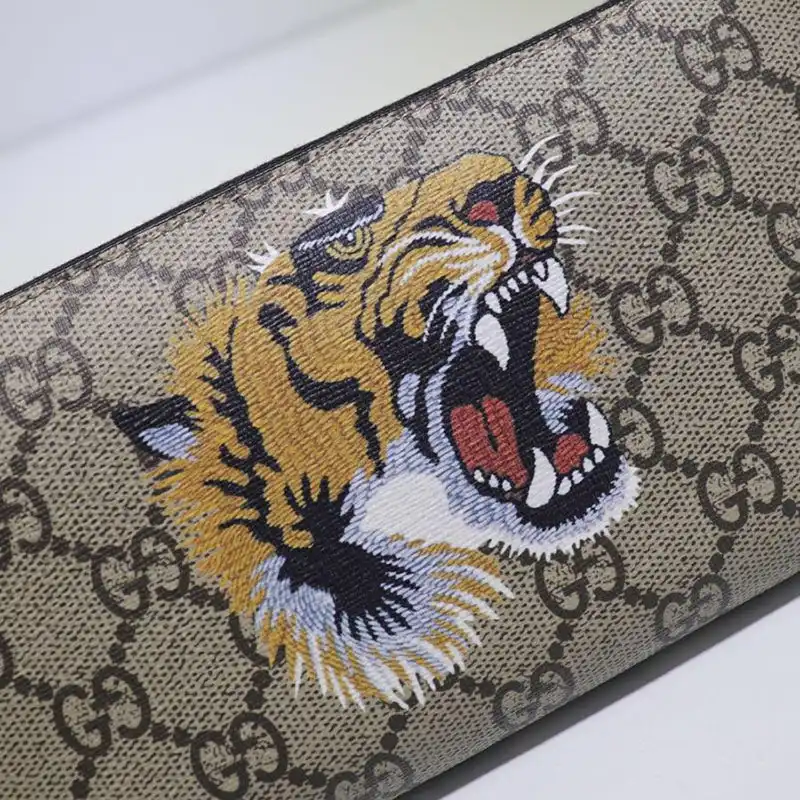 G*u*i brand handbags zip around wallet 1904g0002