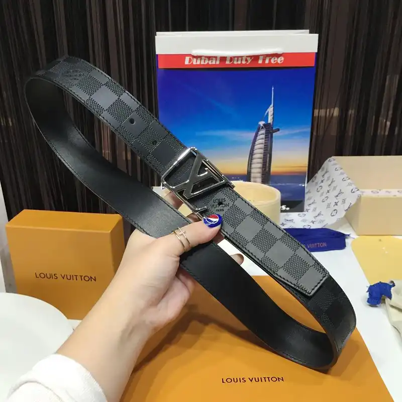 LV s Belte 1905BL0090