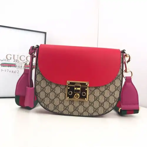 G*u*i bags 19b57g0047