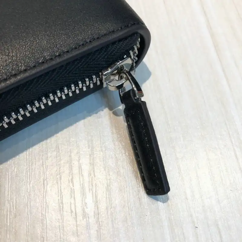 G*u*i bags 20guc0136