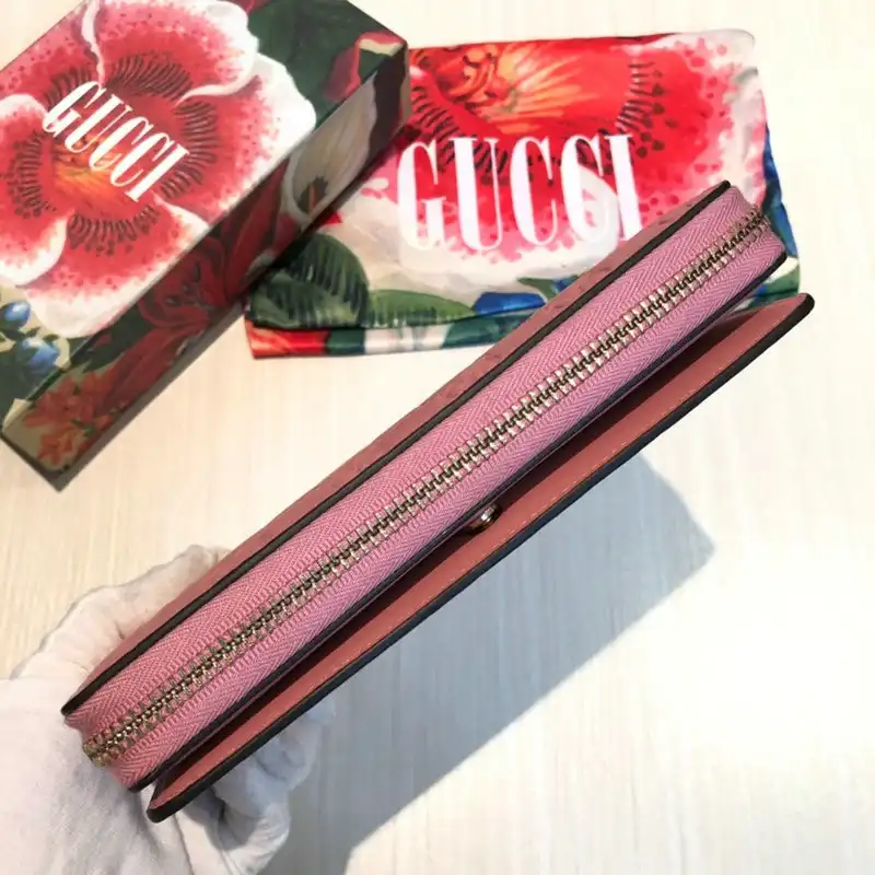 G*u*i bags 20guc0204