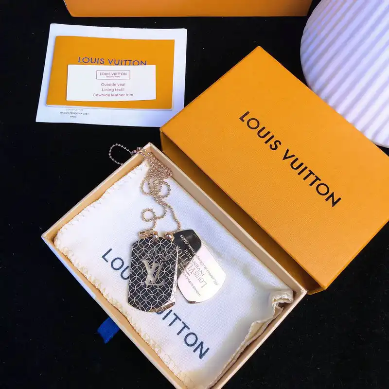 ORNAMENTS Ornament 2108WH0086