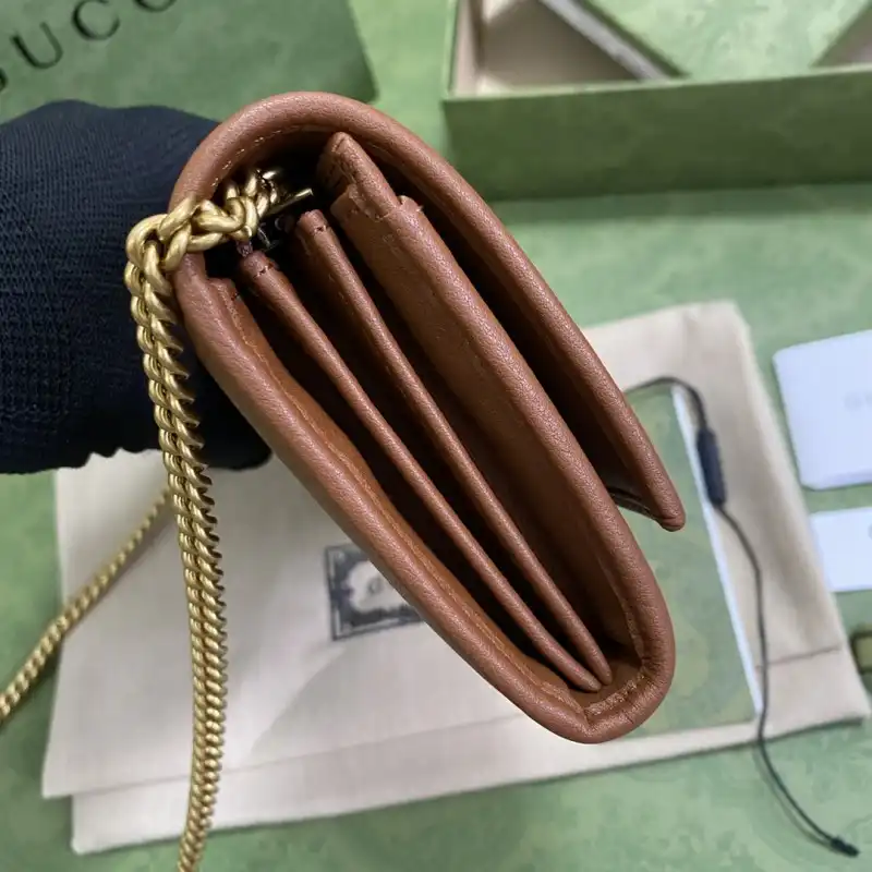 G*u*i s bags 2108ya0060