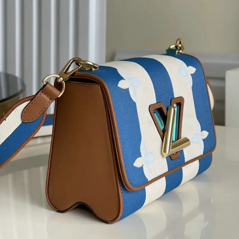 LV Bag 2109YA0126