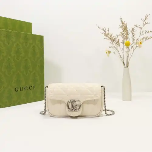 G*u*i bags 2110dj0076