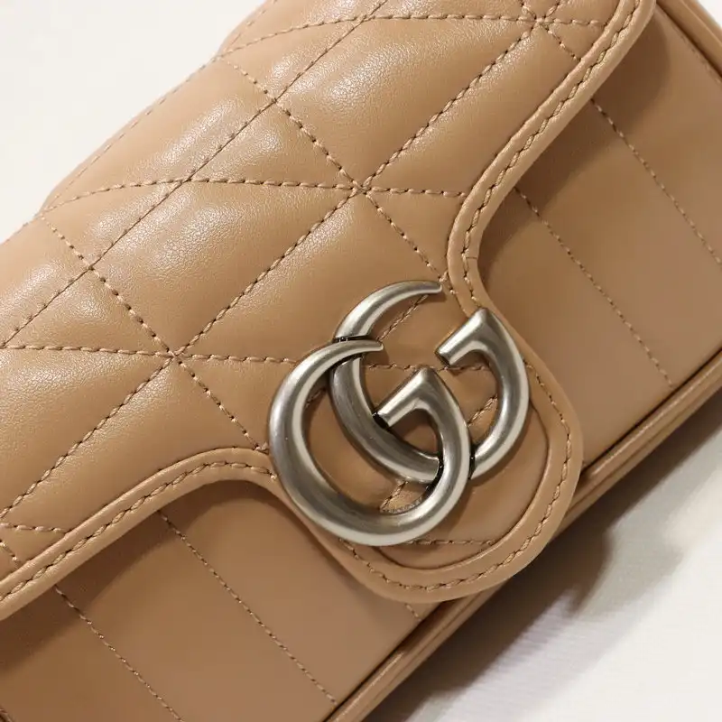 G*u*i bags 2110dj0077