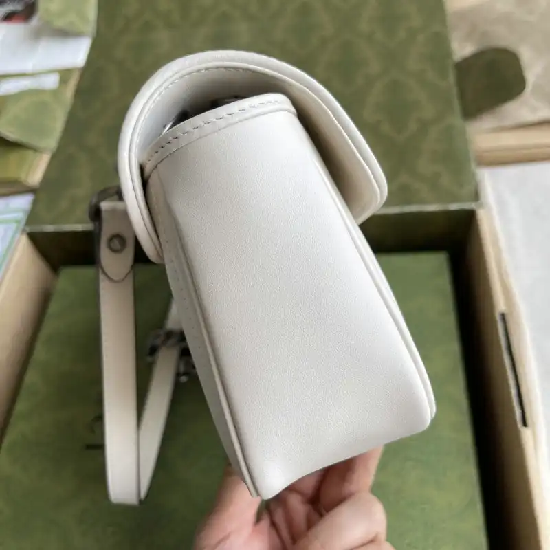 G*u*i bags 2110ya0006