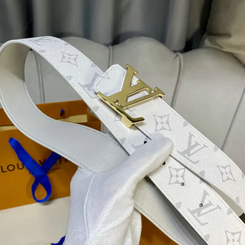 LV Belts 2111XA0034
