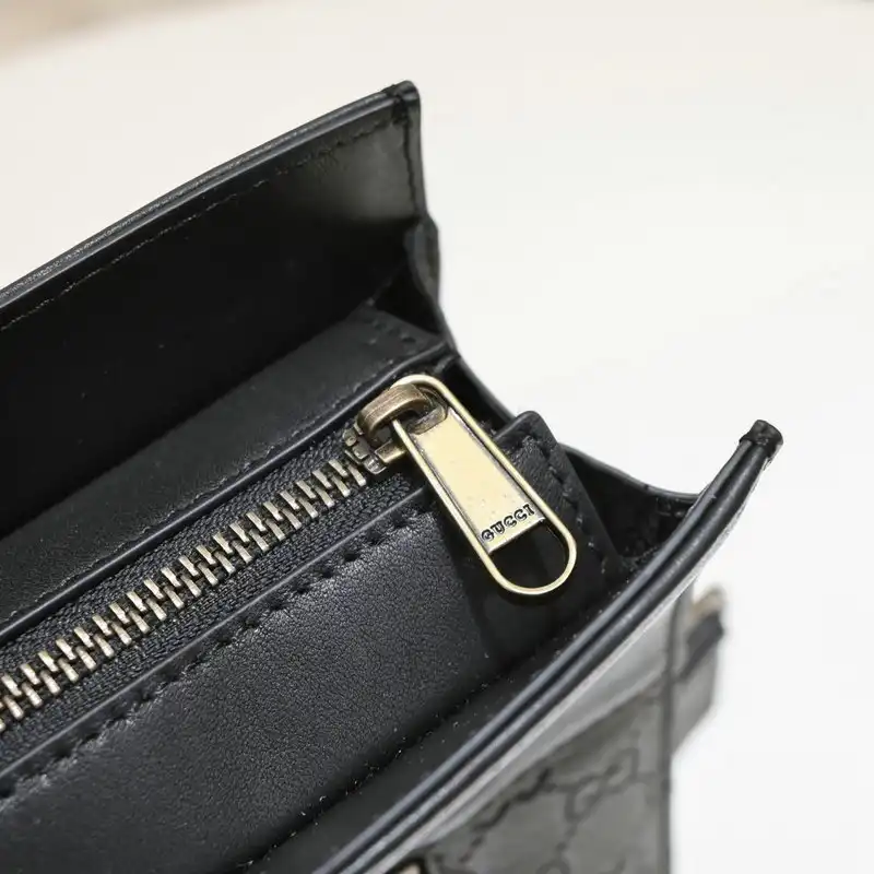 G*u*i bag 2112yz0080