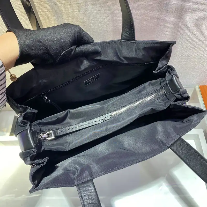 Prada Bag 2112YZ0094