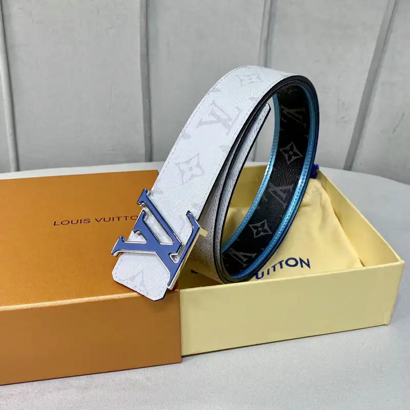 LV Belts 2201XA0053