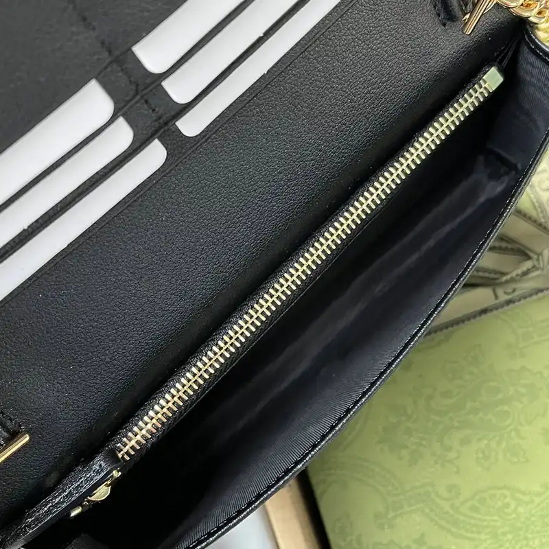 G*u*i bag 2205ya0032