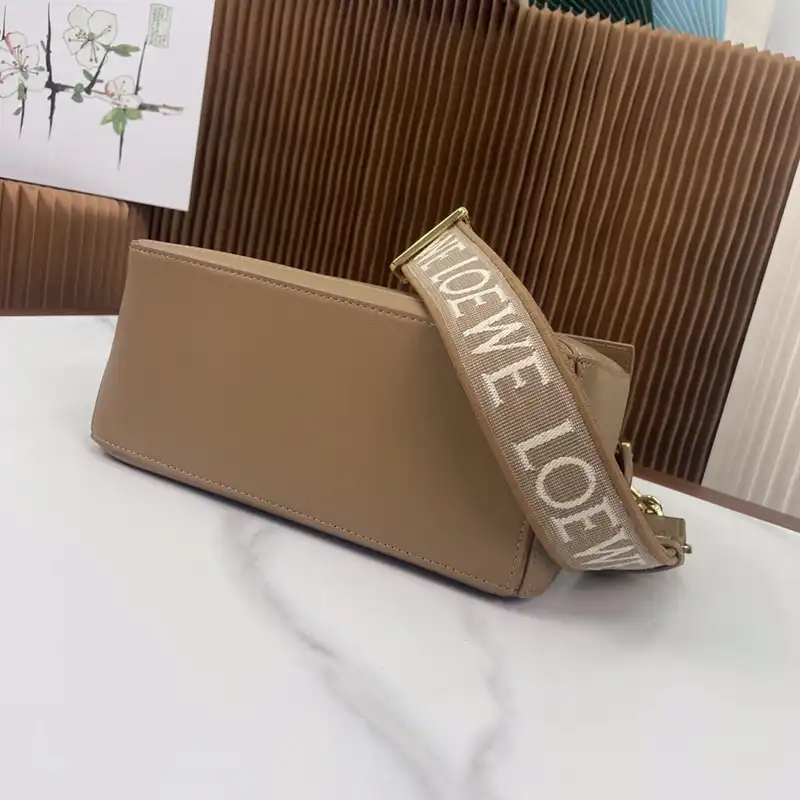 Loewe Bag 2309YA0135