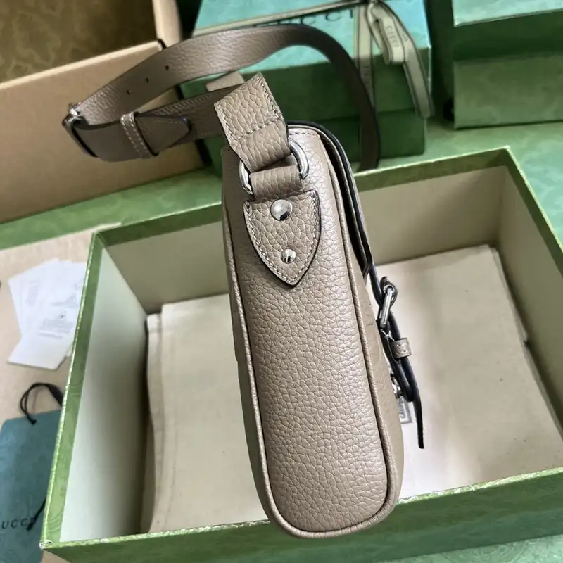 G*u*i bags 2312ya0127