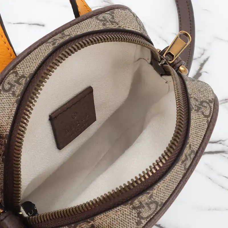 G*u*i bags 2404ya0105