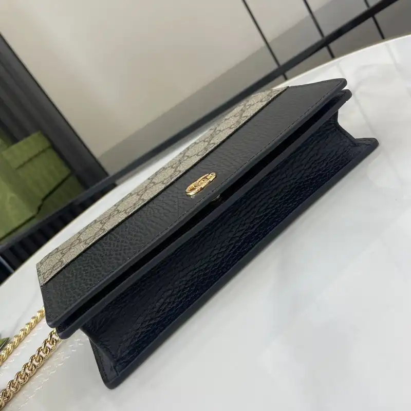 G*u*i bags 2407yz0260