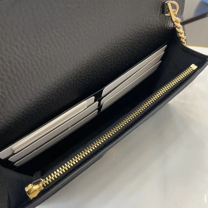 G*u*i bags 2407yz0260