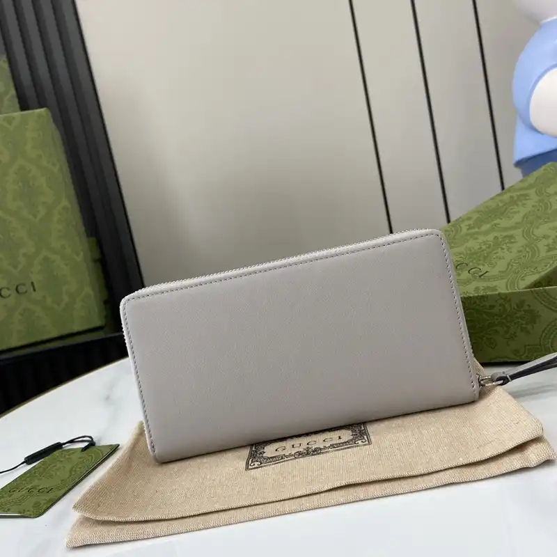 G*u*i bags 2407yz0267