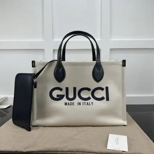 G*u*i bags 2407yz0284