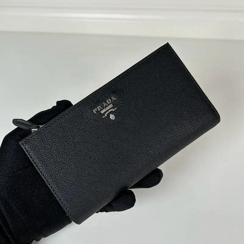 Prada Bags 2411YA0009