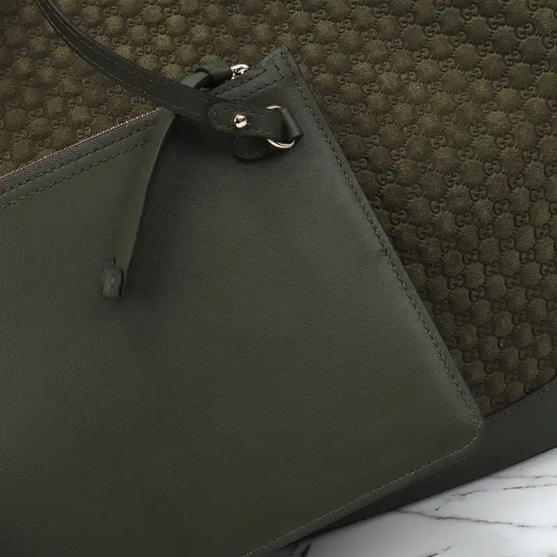 G*u*i bags 2411ya0183