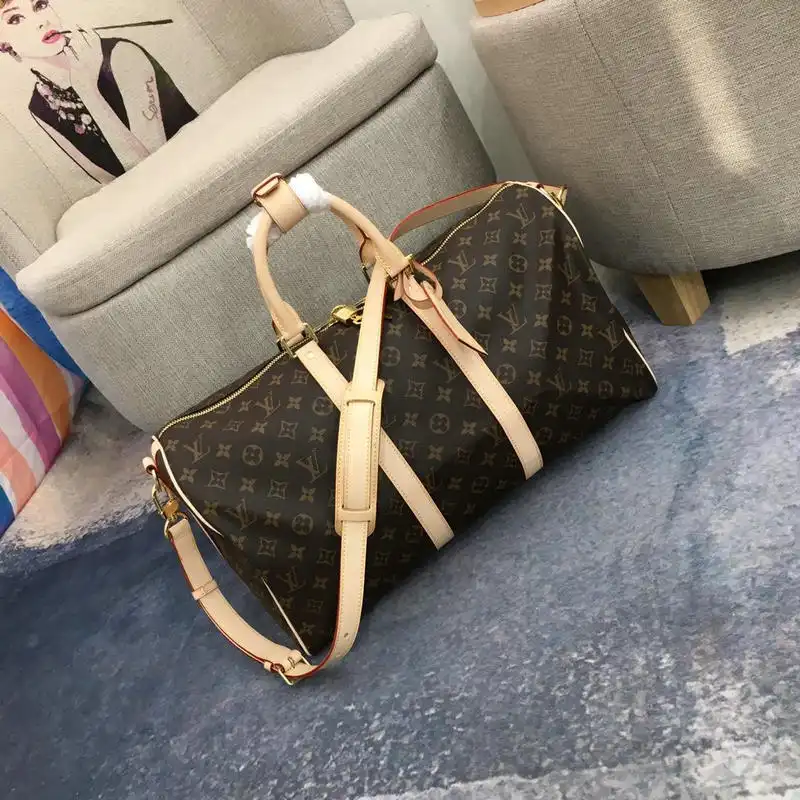 LV Bags 19T1L0432