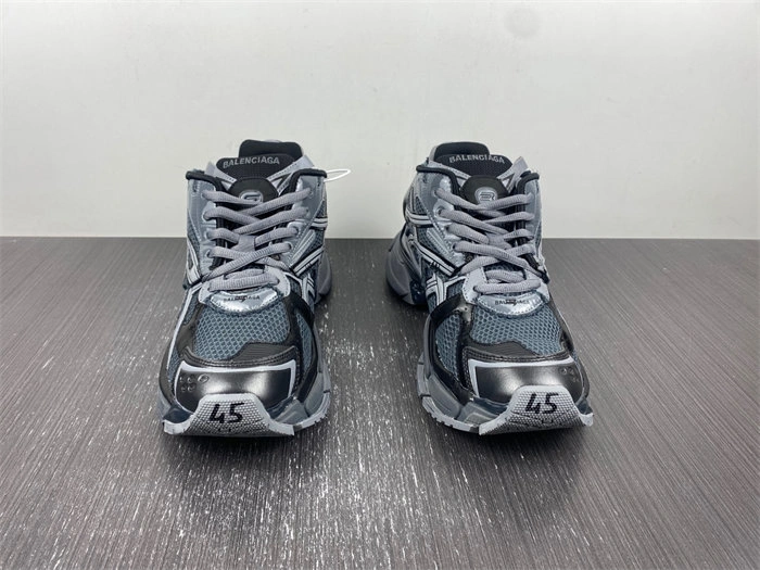 BALENCIAGA -Runner 677403 W3RBR Affordable 4376