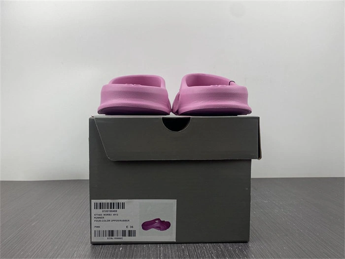 WellDesigned BLCG SLIPPERS 5591