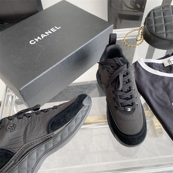 Chanal Sneakers Timeless 2176