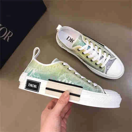 Stylish DR Sneaker 1159