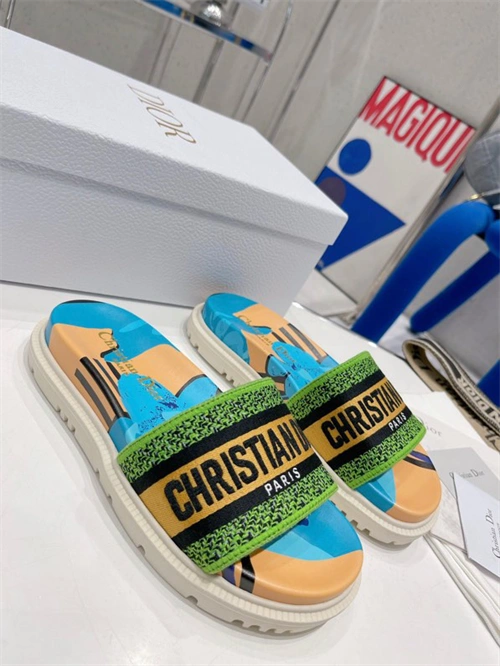 Resilient Dio Slipper 5816