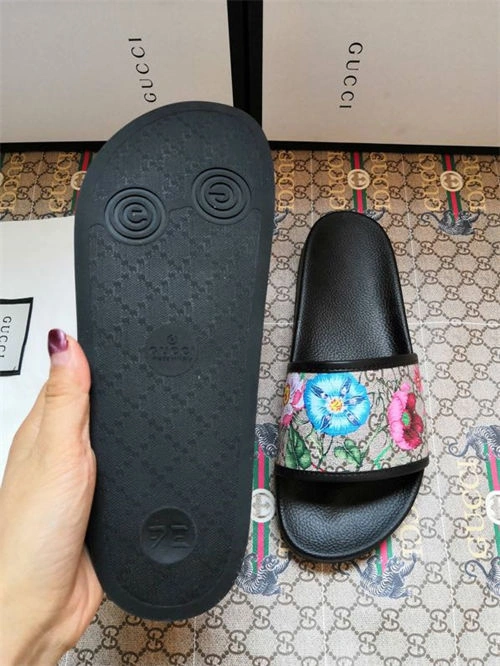 Bright Gocci Slipper 5725