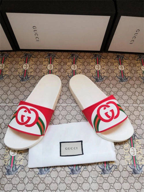 Lightweight Gocci Slipper 5720