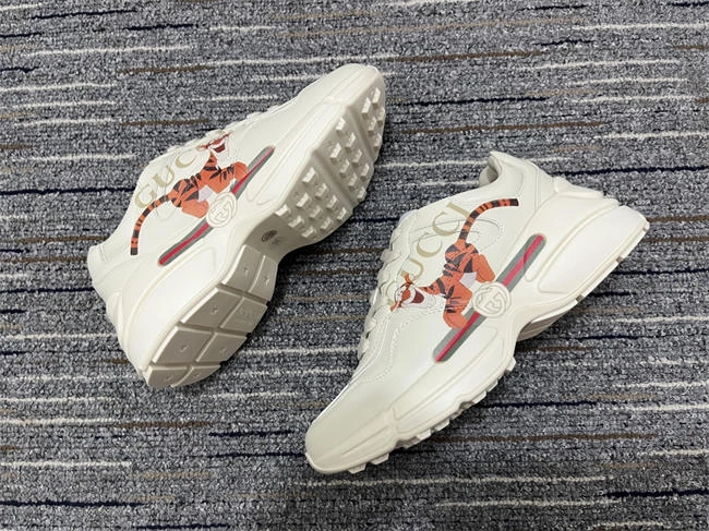 allseason G*u*i rhyton sneaker 271