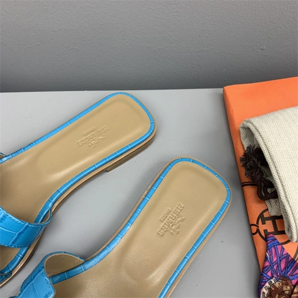 H Slipper Refined 2328