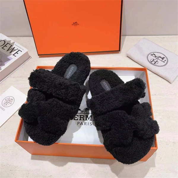 Efficient H Slipper 2380