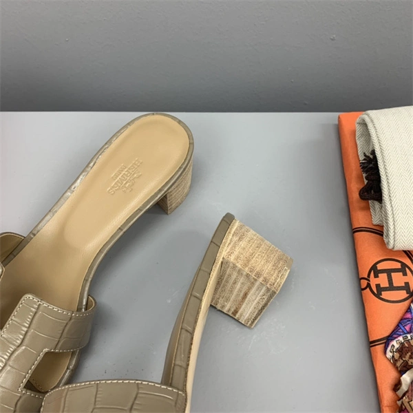 Timeless H Slipper 2385