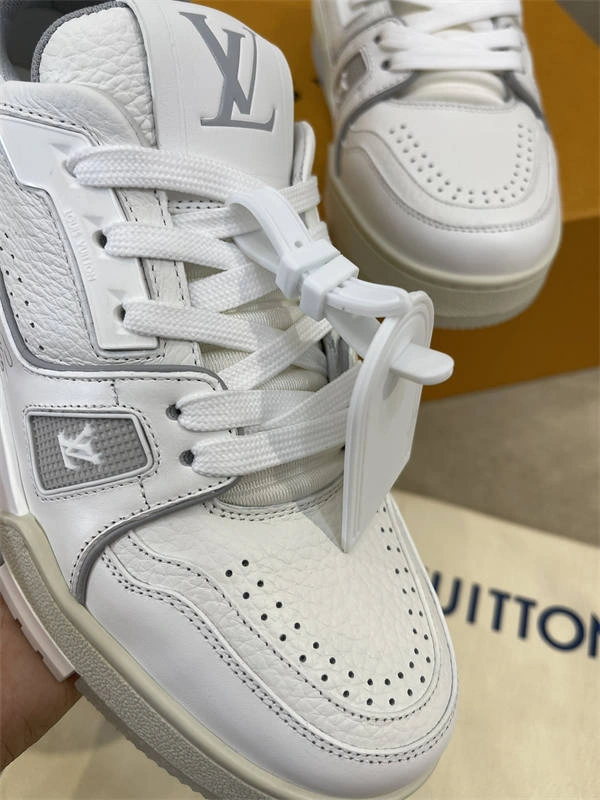 LV MoistureWicking 1856