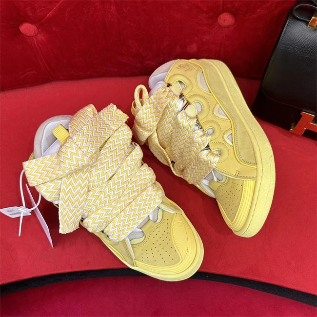 Effortless Lanvon Curb Sneaker 892