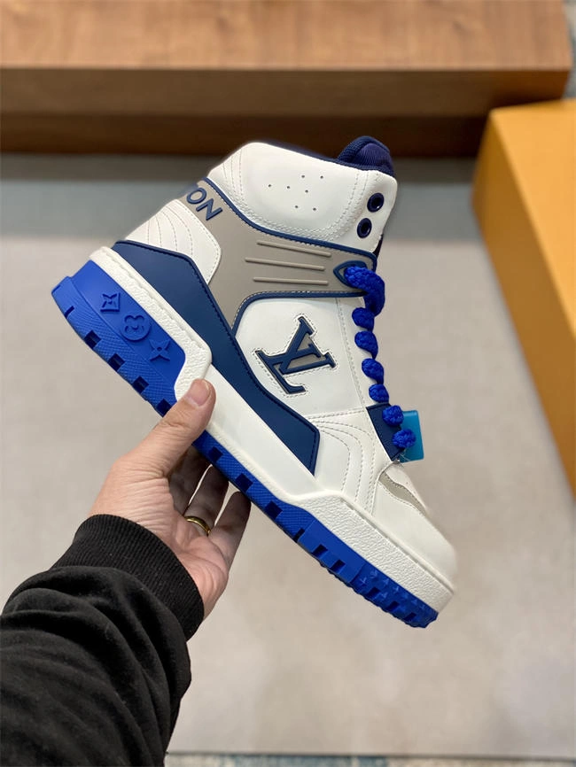 Durable Lv Trainer Sneaker 2007