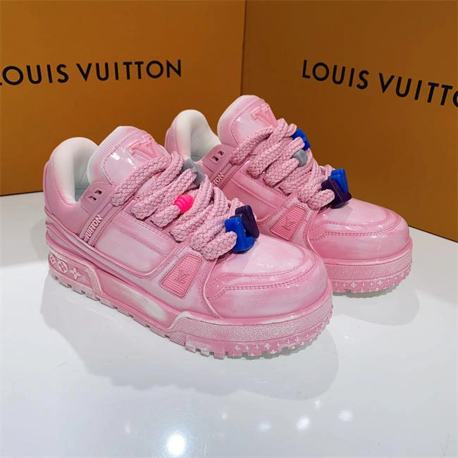 Lv Trainer Sneaker TravelReady 2065