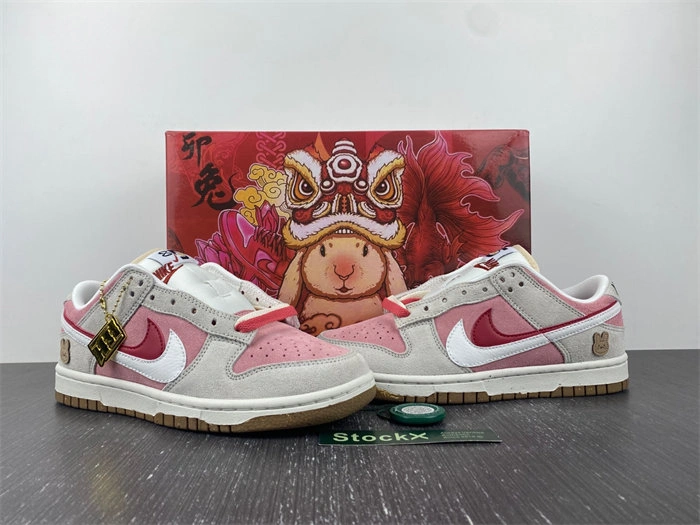 Timeless Nike Dunk Low SE DO9457- 4662