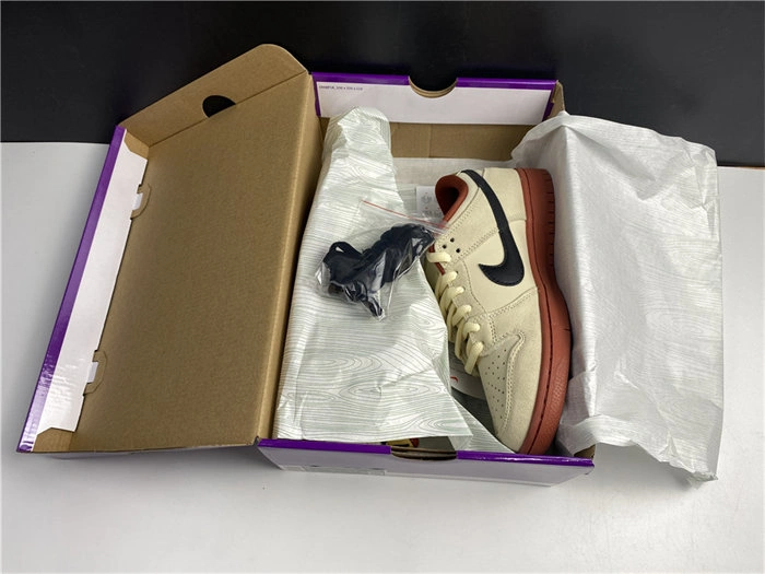 Nike SB Dunk Low Pro Hennessy BQ6817- FlexibleFit 4917