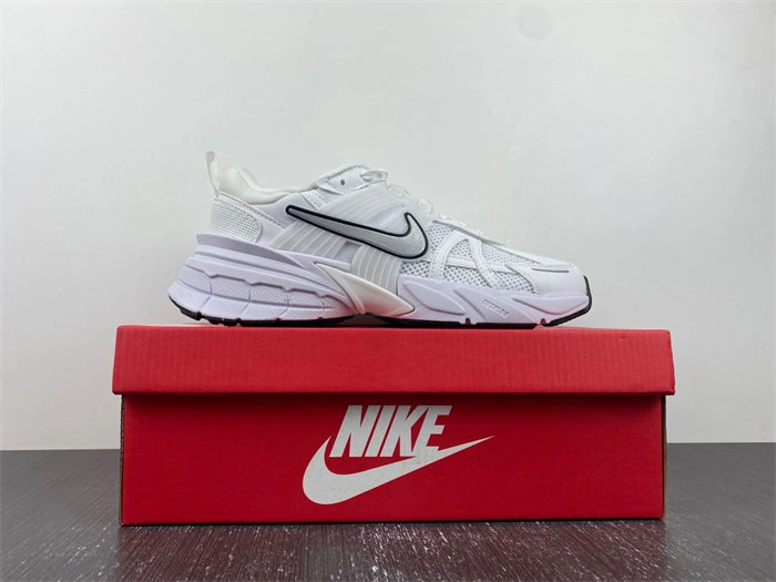 SoftTouch Nike V2K Run Summit White Metallic Silver FD0736- 5295