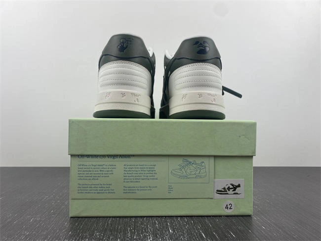 TravelReady OFF-WHITE Out Of Office 3157