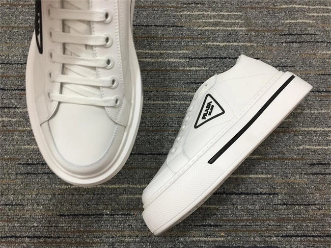 Prada Leather Sneaker Premium 3323